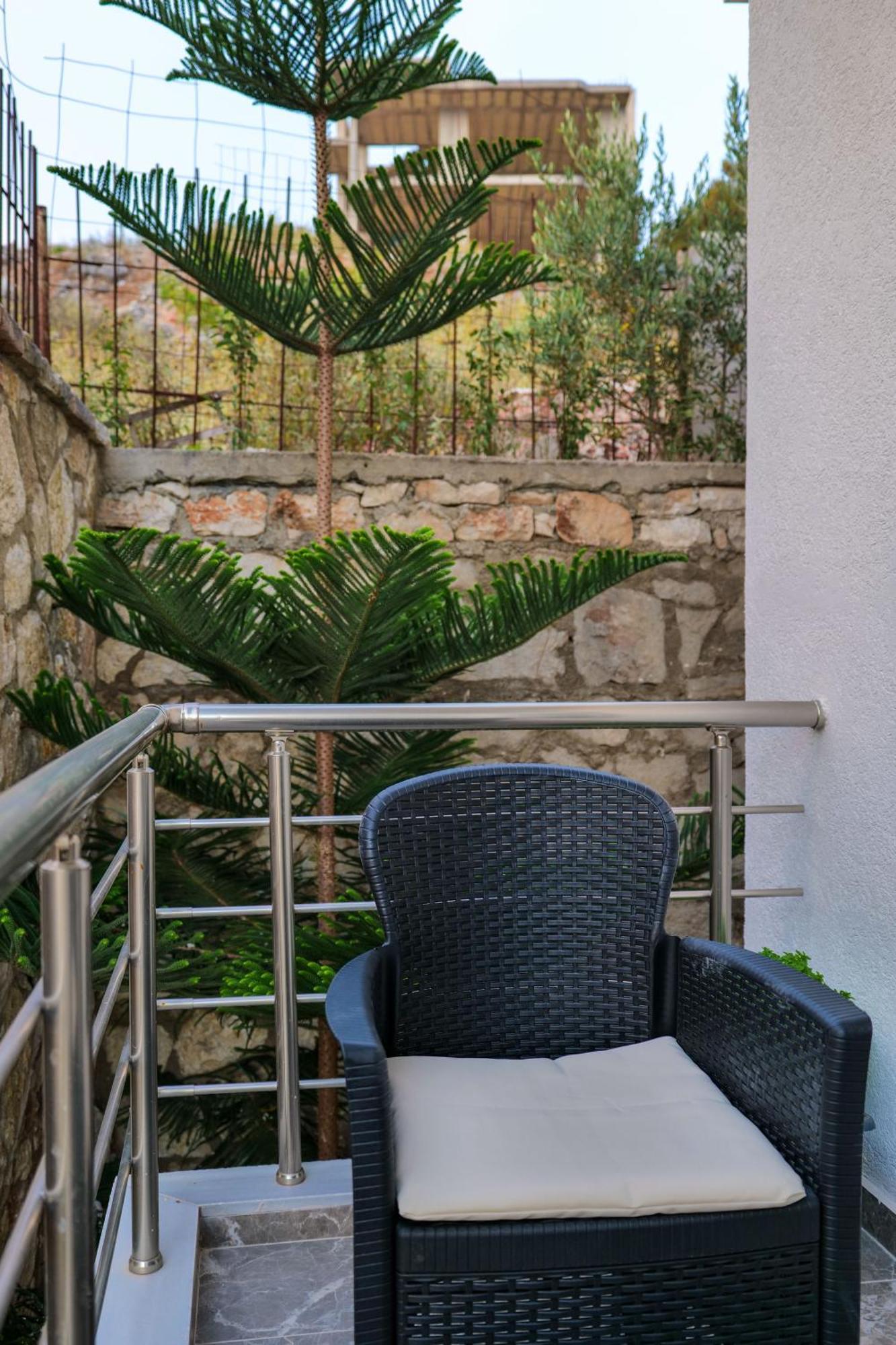 Vila Amare Sarandë エクステリア 写真