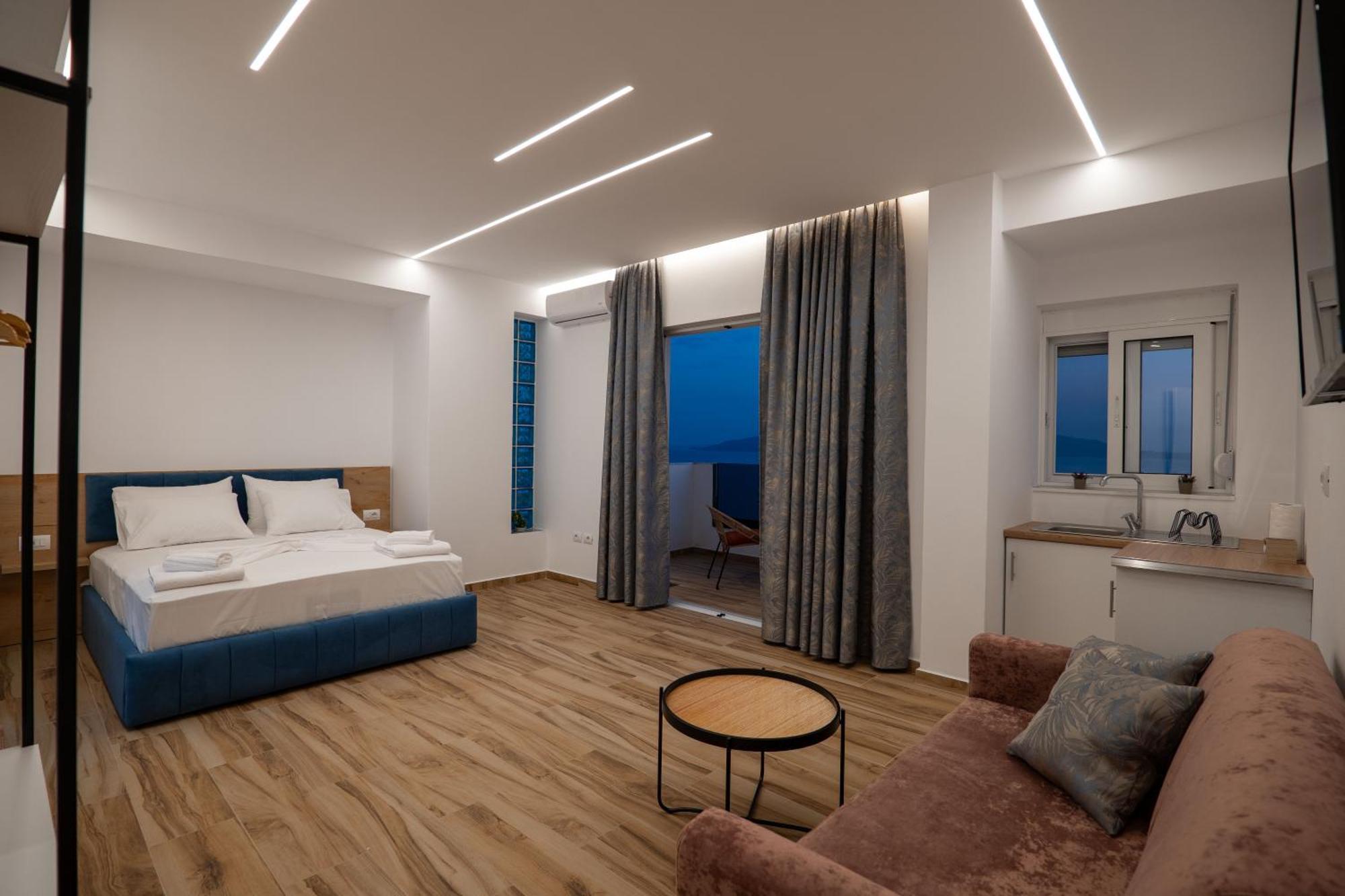 Vila Amare Sarandë エクステリア 写真