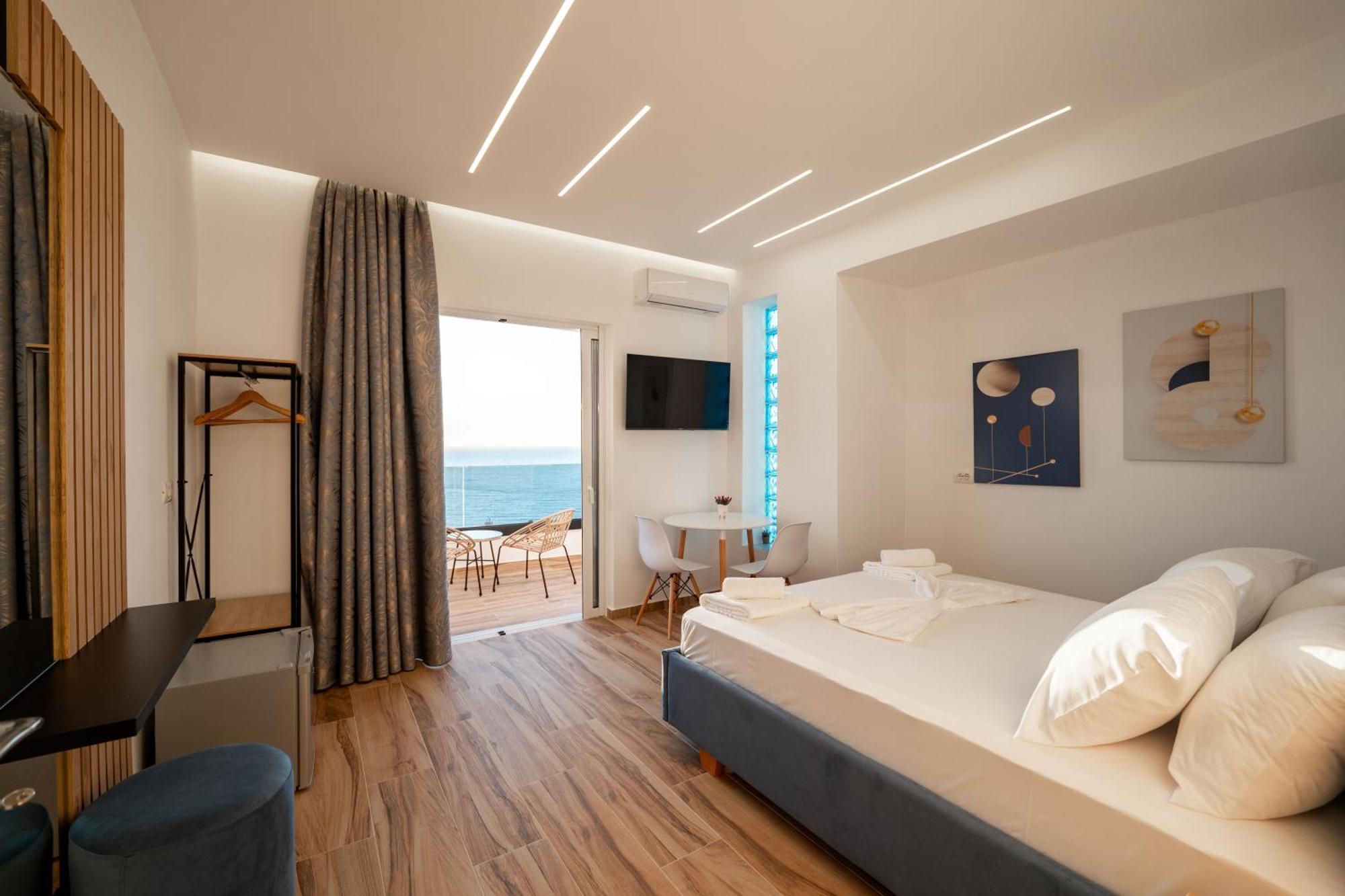 Vila Amare Sarandë エクステリア 写真